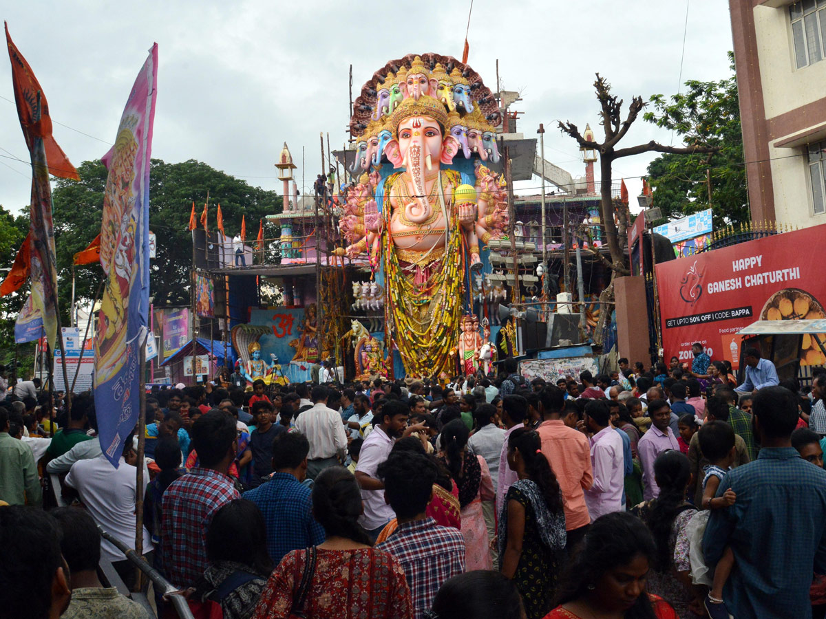 Khairatabad Ganesh Shobha Yatra Photo Gallery - Sakshi1