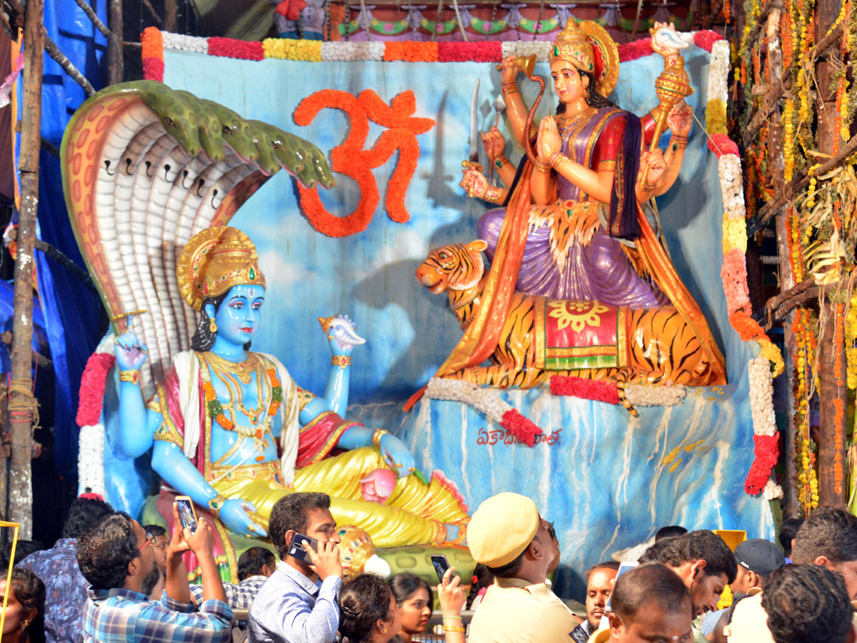 Khairatabad Ganesh Shobha Yatra Photo Gallery - Sakshi6