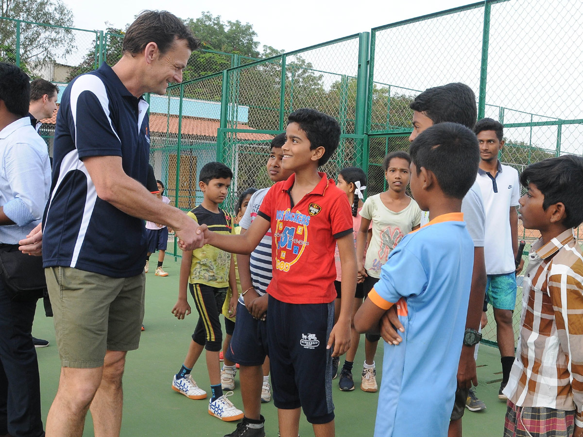 Adam Gilchrist Visited RDT Ground at Anantapur Photo Gallery - Sakshi24