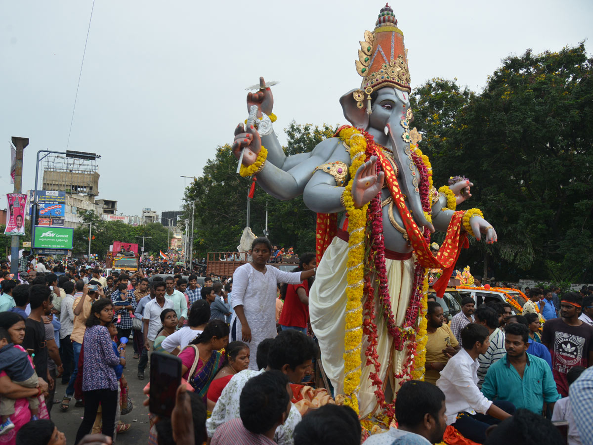 Ganesh Nimajjanam At Hussain Sagar Photo Gallery - Sakshi59