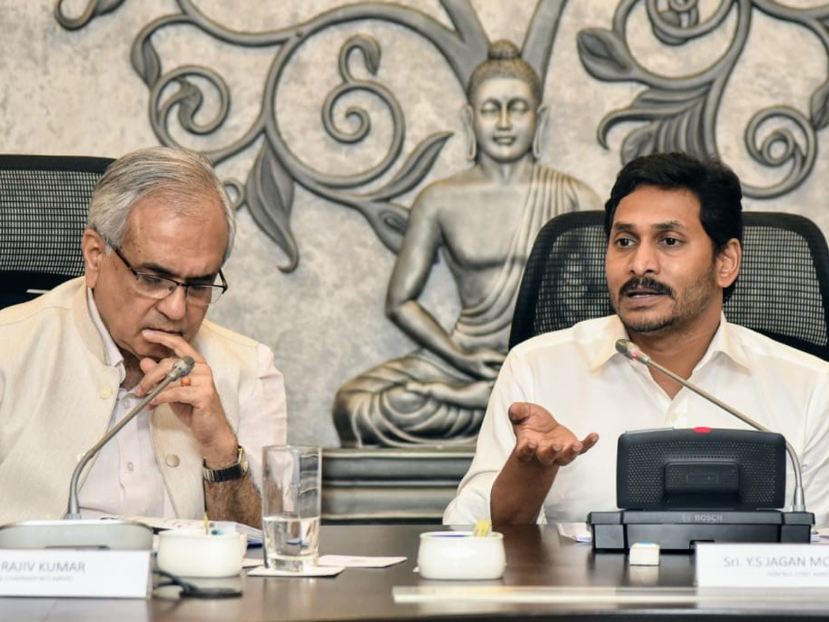 Niti Aayog Vice Chairman Meets Cm Jagan Amaravati Photo Gallery - Sakshi2