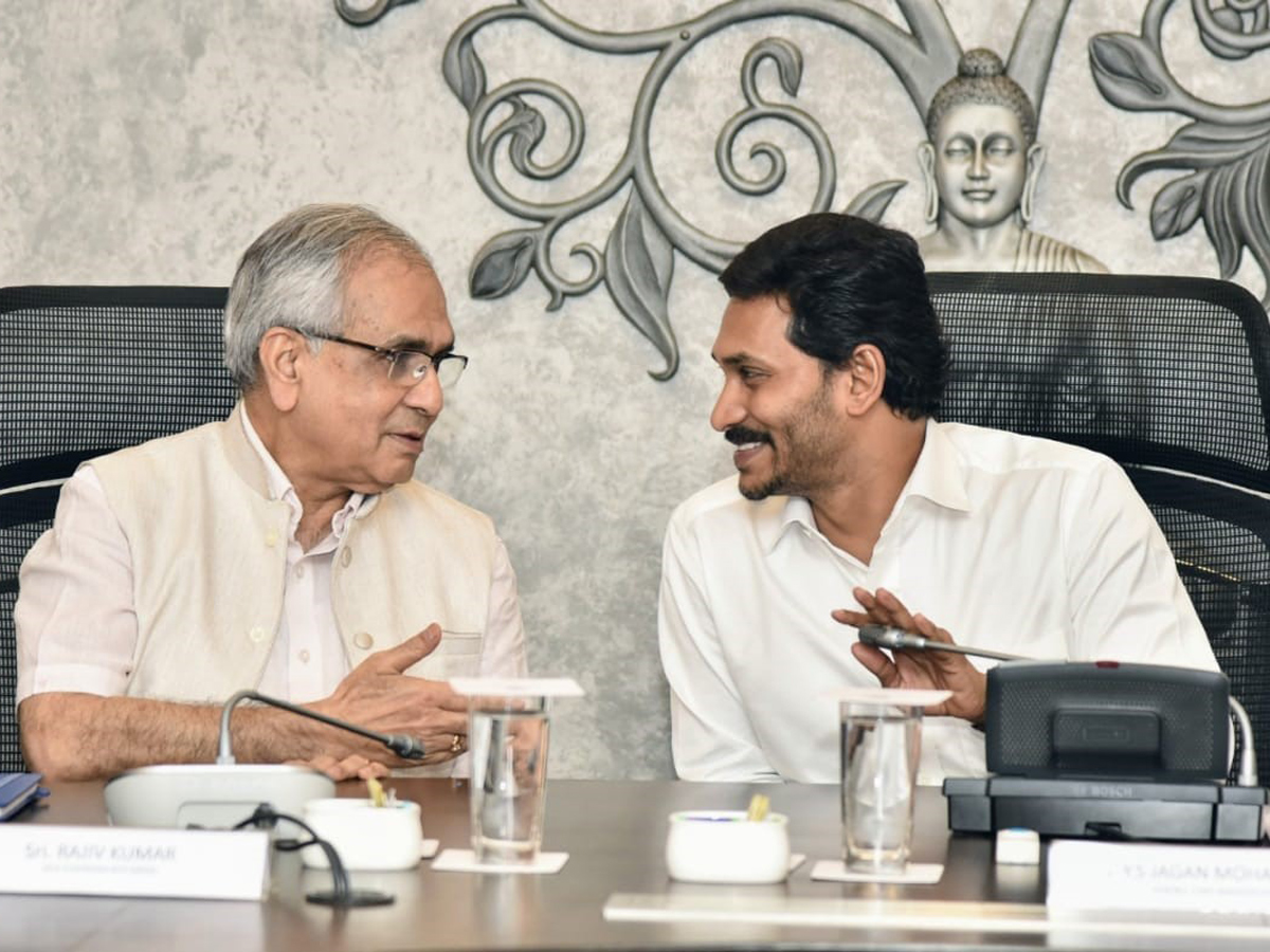 Niti Aayog Vice Chairman Meets Cm Jagan Amaravati Photo Gallery - Sakshi6