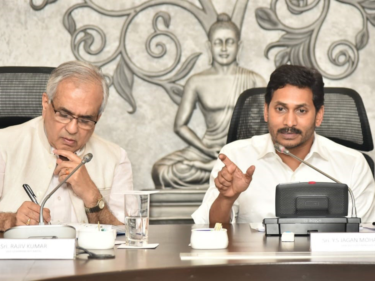 Niti Aayog Vice Chairman Meets Cm Jagan Amaravati Photo Gallery - Sakshi8