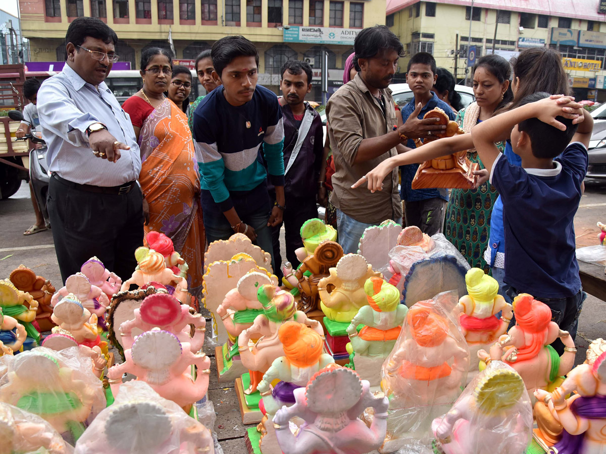 Ganesh Chaturthi Festival AP and Telangana Photo Gallery - Sakshi18