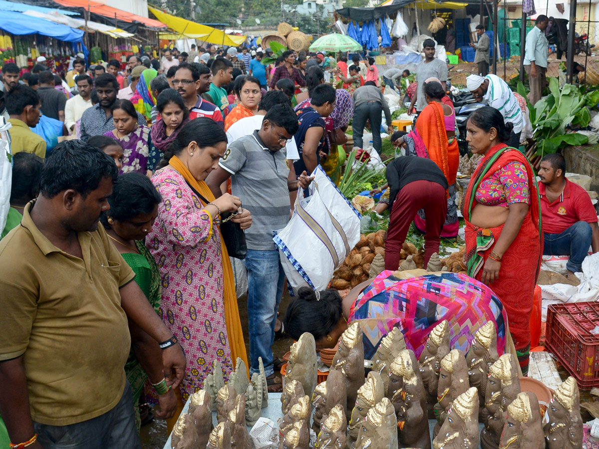 Ganesh Chaturthi Festival AP and Telangana Photo Gallery - Sakshi44