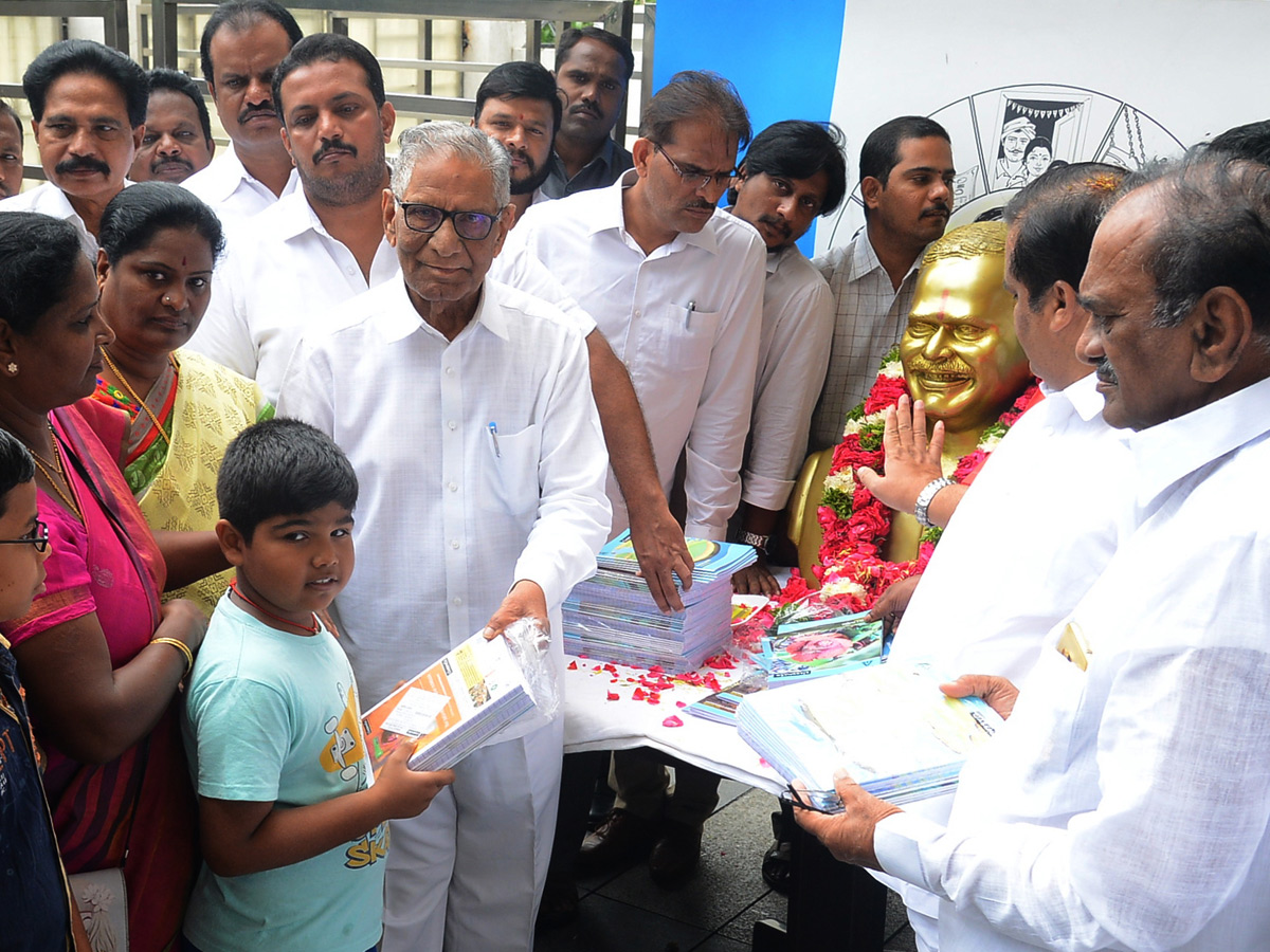 YSR Vardhanti in Hyderabad YSRCP Office Photo Gallery - Sakshi15