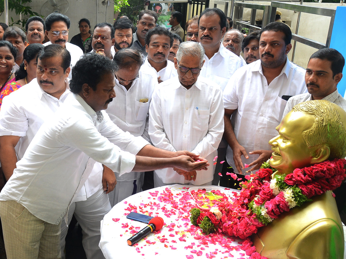 YSR Vardhanti in Hyderabad YSRCP Office Photo Gallery - Sakshi4