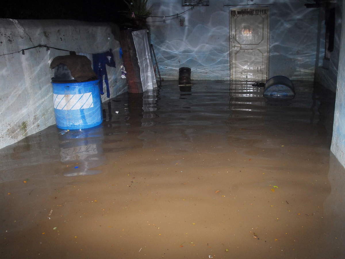 Heavy Rain in Hyderabad Photo Gallery - Sakshi19