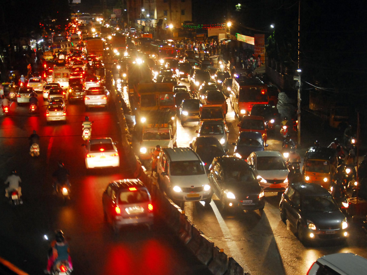 Heavy Rain in Hyderabad Photo Gallery - Sakshi22