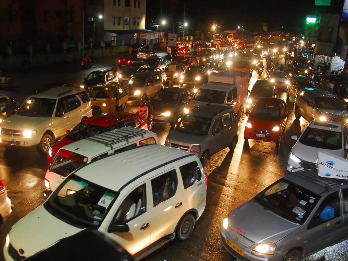 Heavy Rain in Hyderabad Photo Gallery - Sakshi23