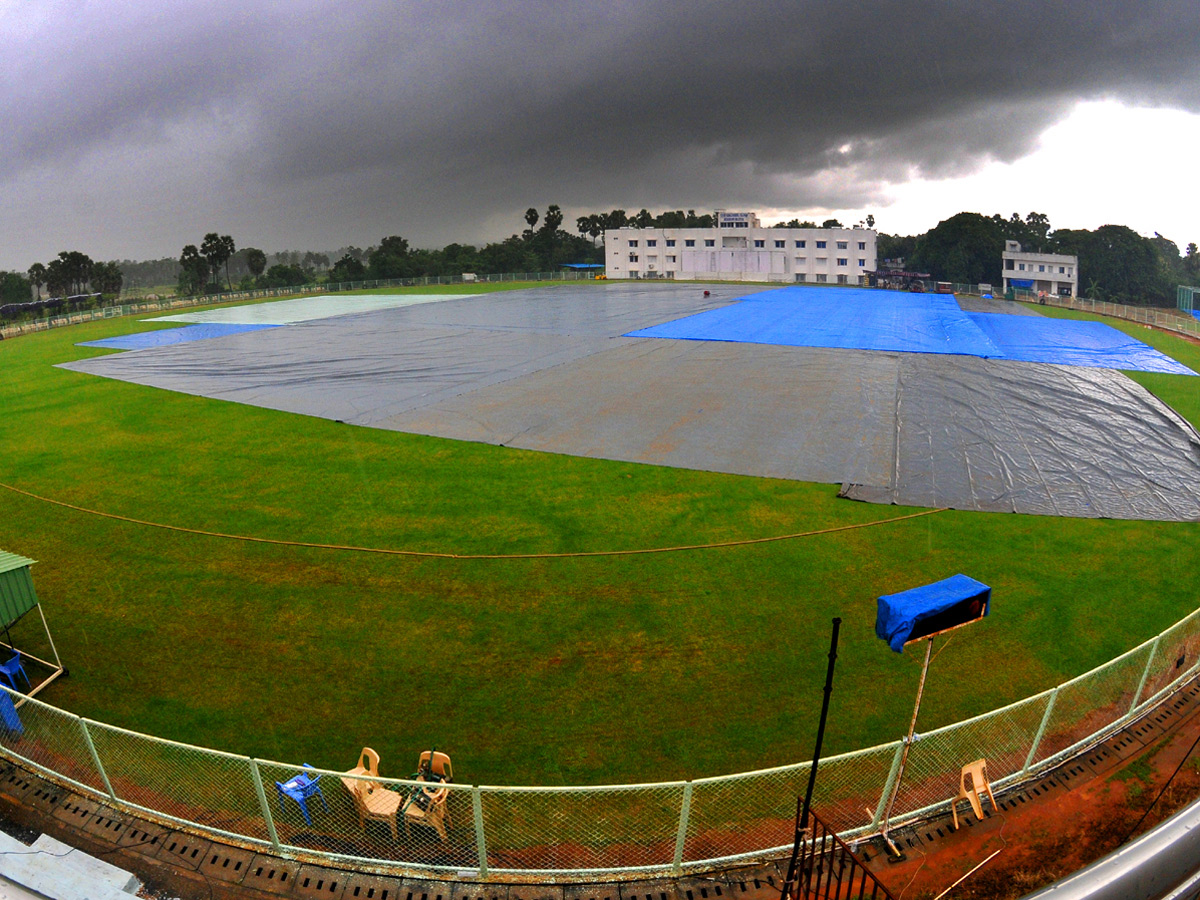 Board Presidents XI vs South Africa Practice Match at Vizianagaram - Sakshi34