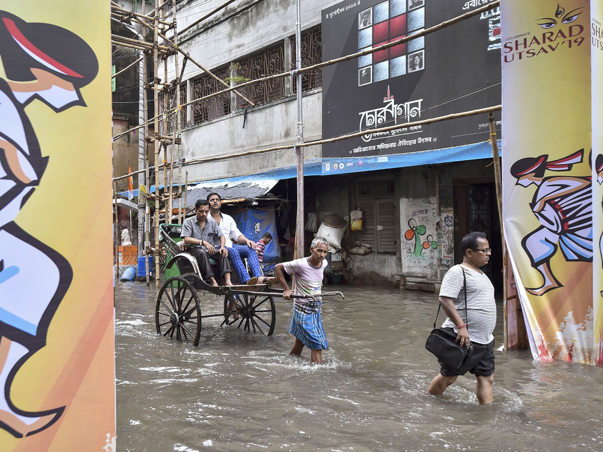 Rain wreaks havoc in Bihar alert in 13 districts Photo Gallery - Sakshi8