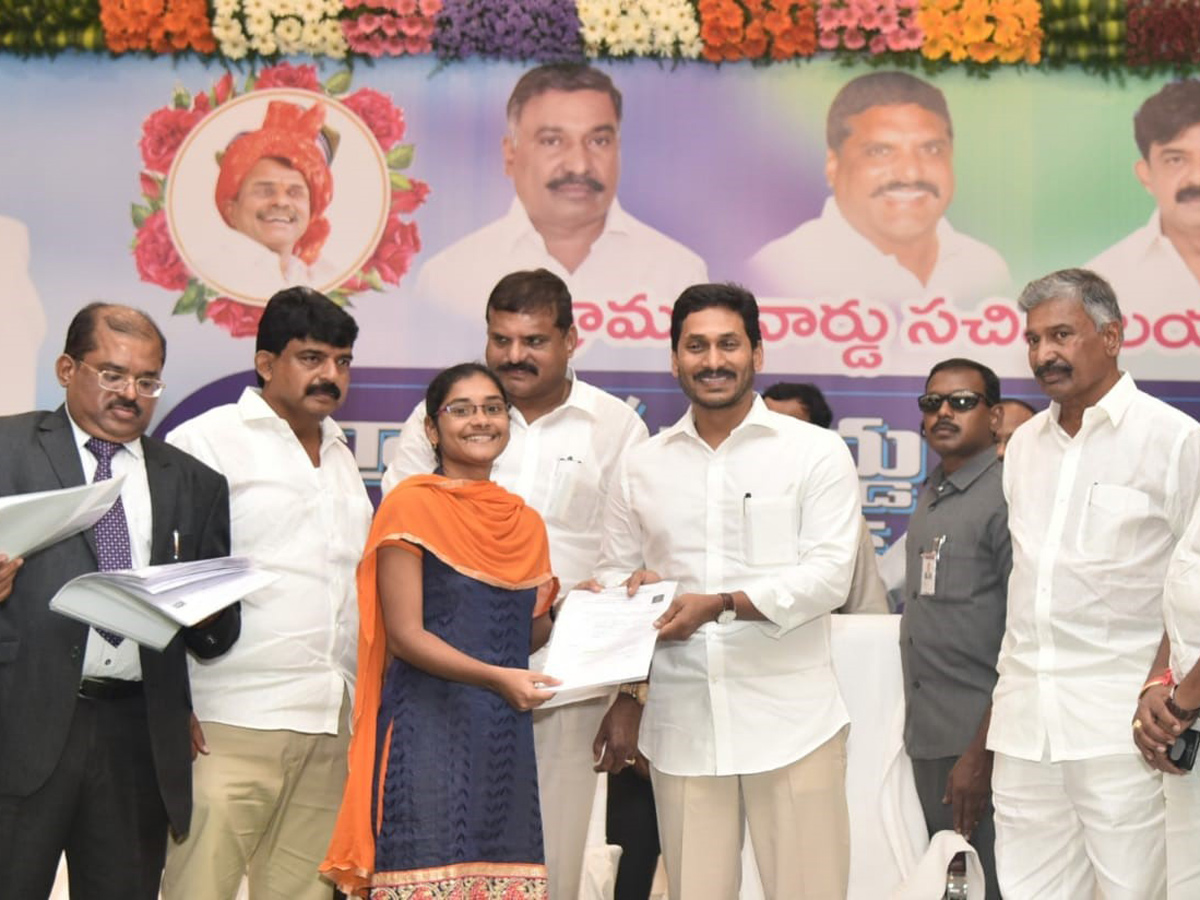 YS Jagan Handed Over Appointment Letters Ap Grama Ward Sachivalayam Candidates Photo Gallery - Sakshi20