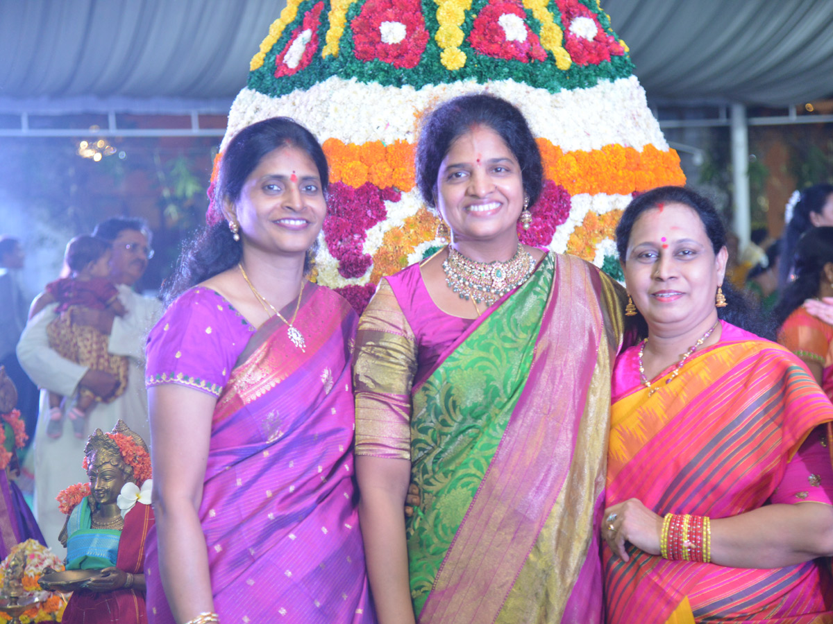  bathukamma celebrations in hyderabad Photo Gallery - Sakshi15