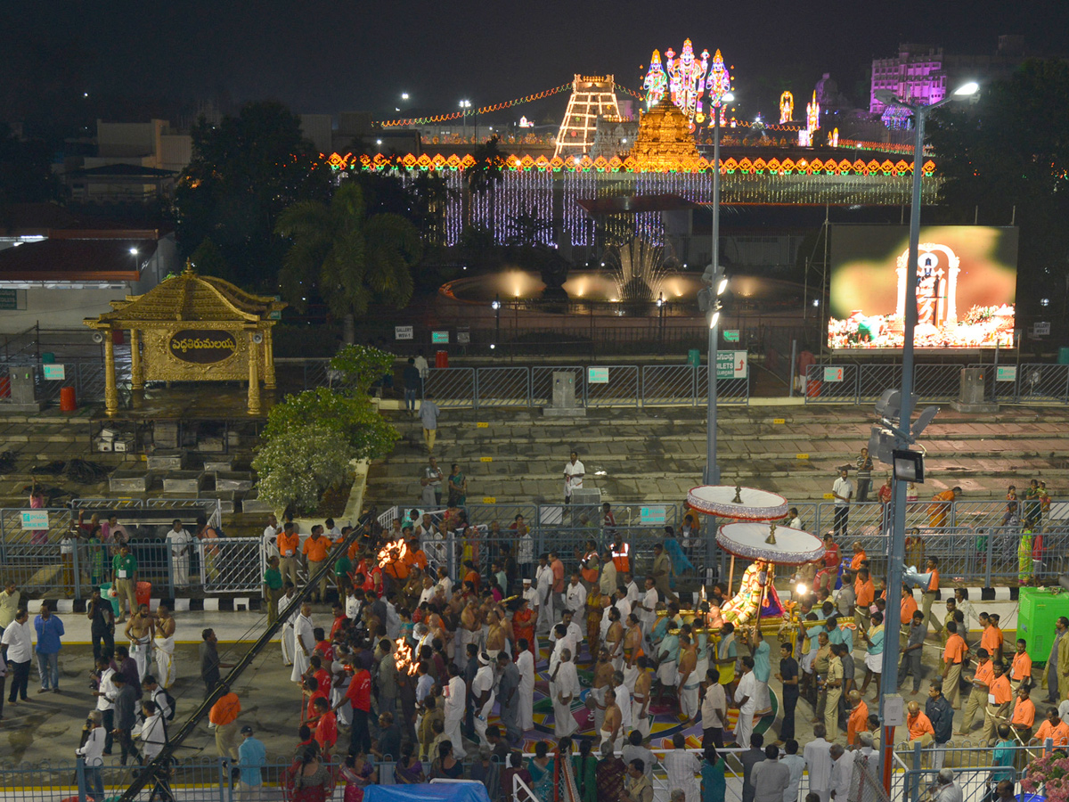 tirupati srivari brahmotsavam Photo Gallery - Sakshi7