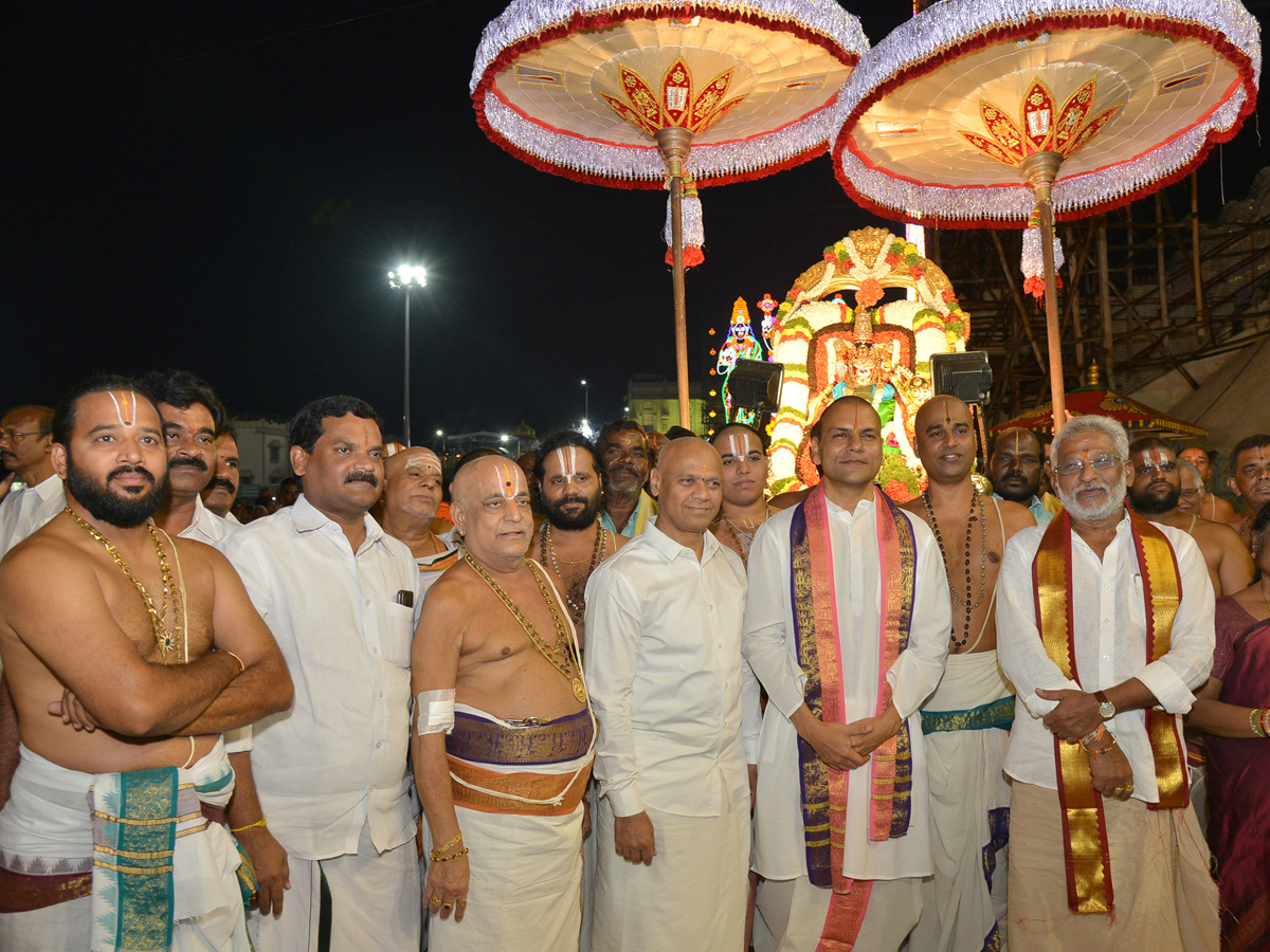 tirupati srivari brahmotsavam Photo Gallery - Sakshi8