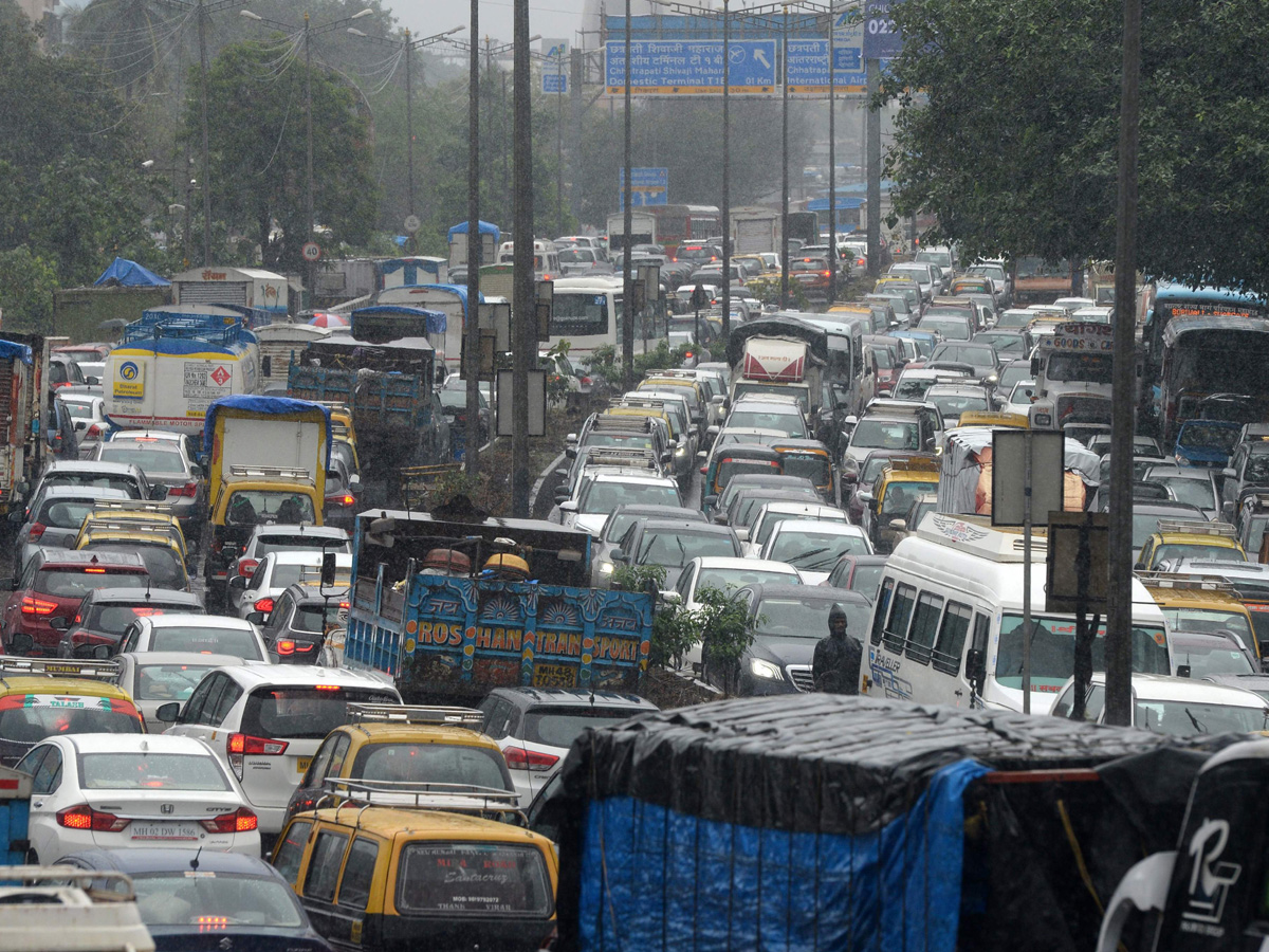 Heavy Rain in Mumbai Photo Gallery - Sakshi19