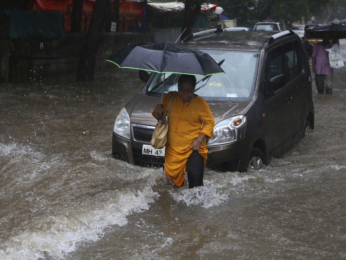 Heavy Rain in Mumbai Photo Gallery - Sakshi5