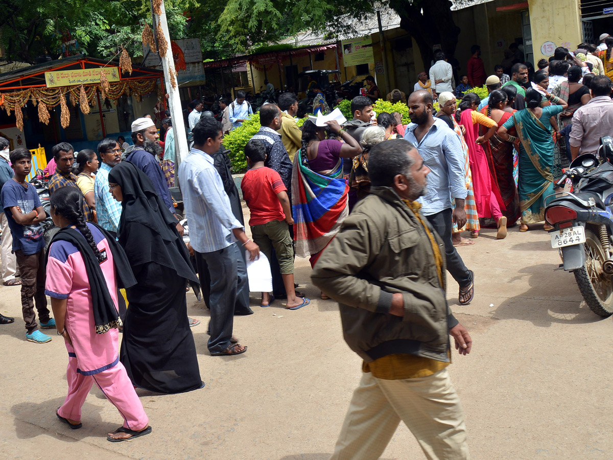 Viral Fever Dengue Cases Rise in Hyderabad Photo Gallery - Sakshi13