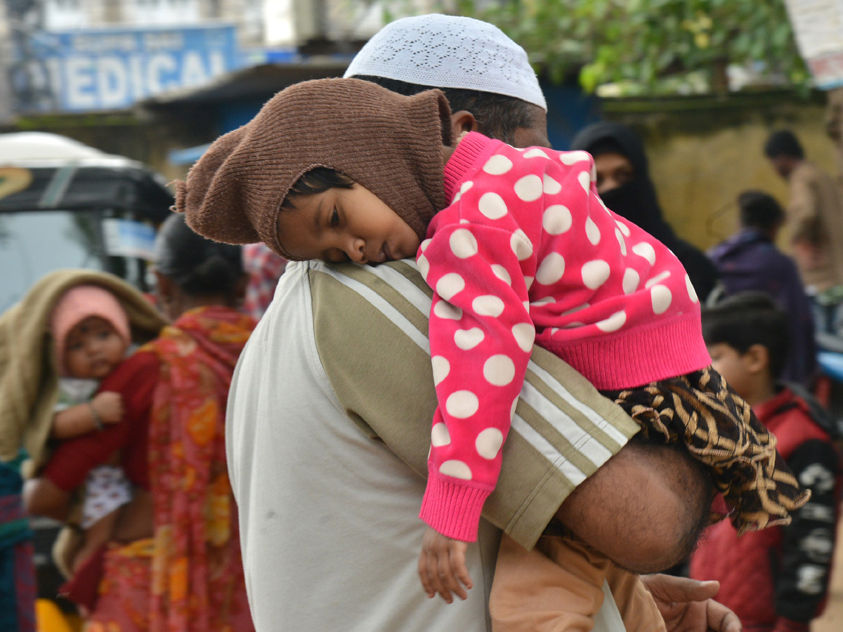 Viral Fever Dengue Cases Rise in Hyderabad Photo Gallery - Sakshi33