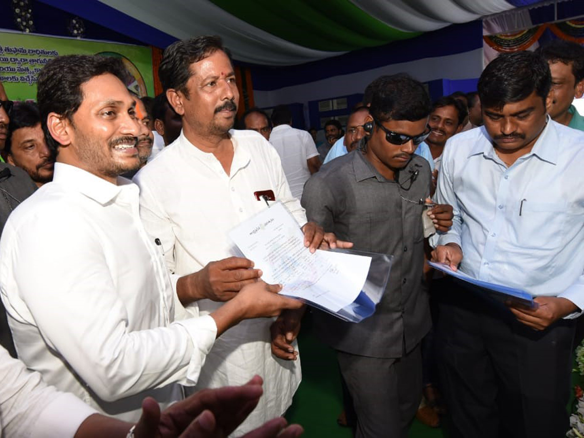 YS Jagan Mohan Reddy in Vista Srikakulam Photo Gallery - Sakshi13