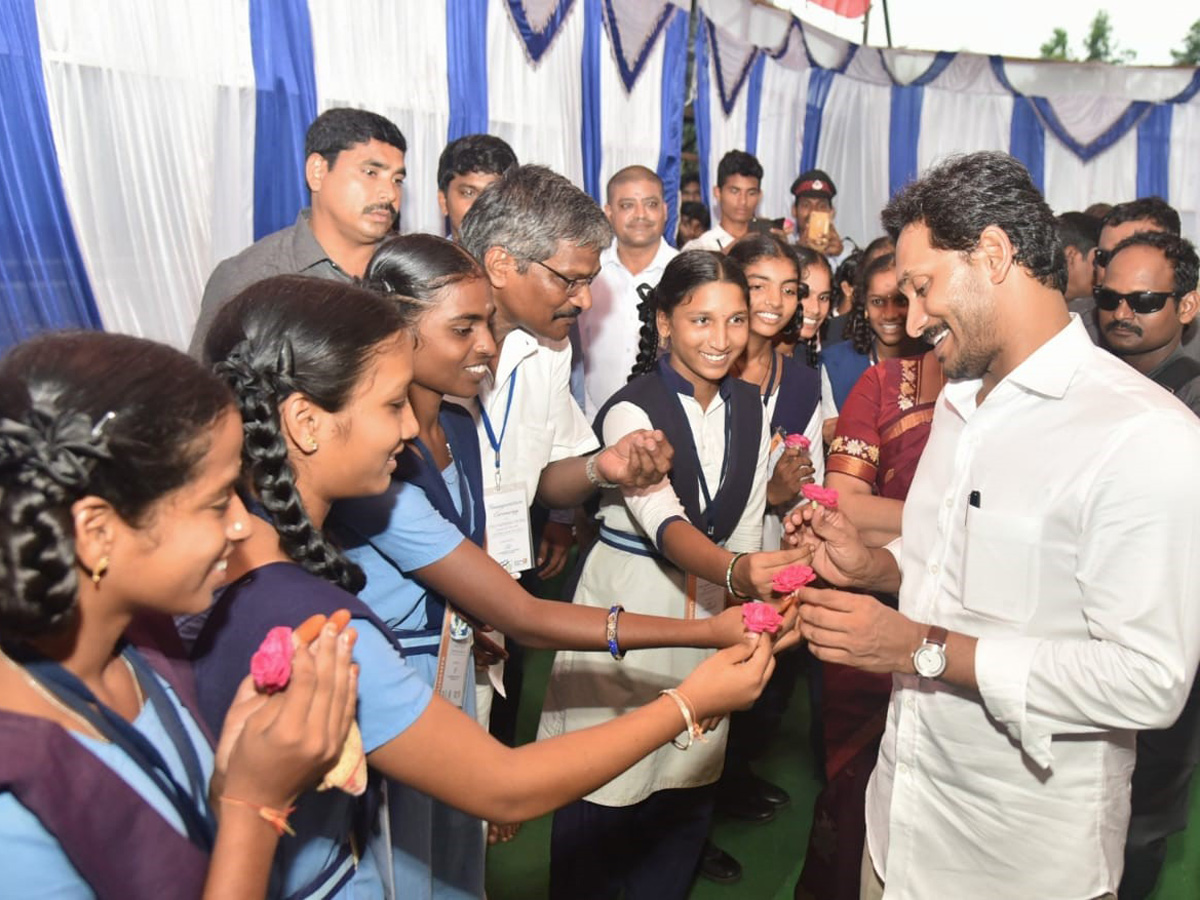 AP CM YS Jagan Visits Akshaya Patra Foundation Photo Gallery - Sakshi2