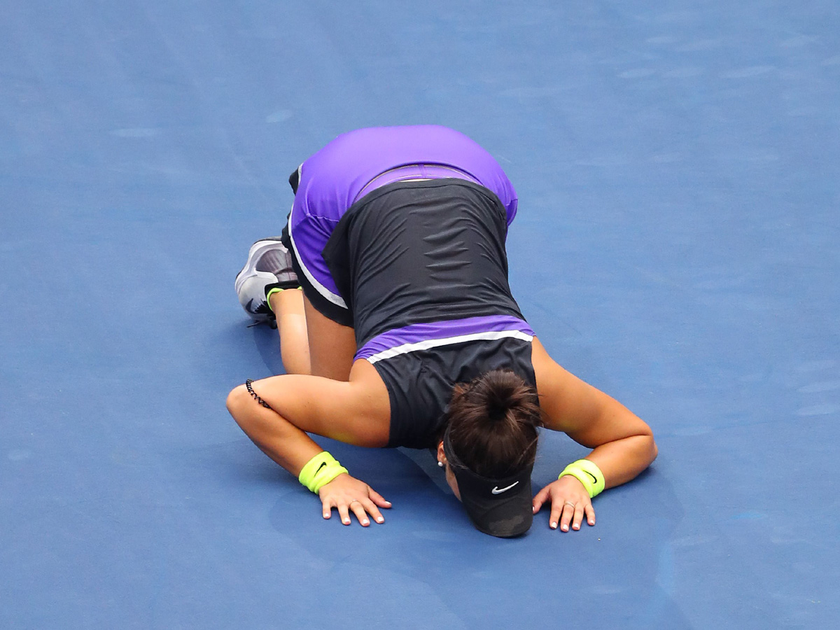 Bianca Andreescu Celebrates in US Open Win Photo Gallery - Sakshi21