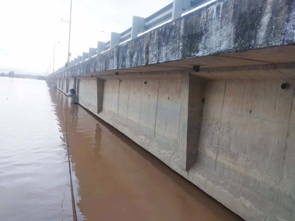 Heavy Flood Water flows To Godavari River Photo Gallery - Sakshi23