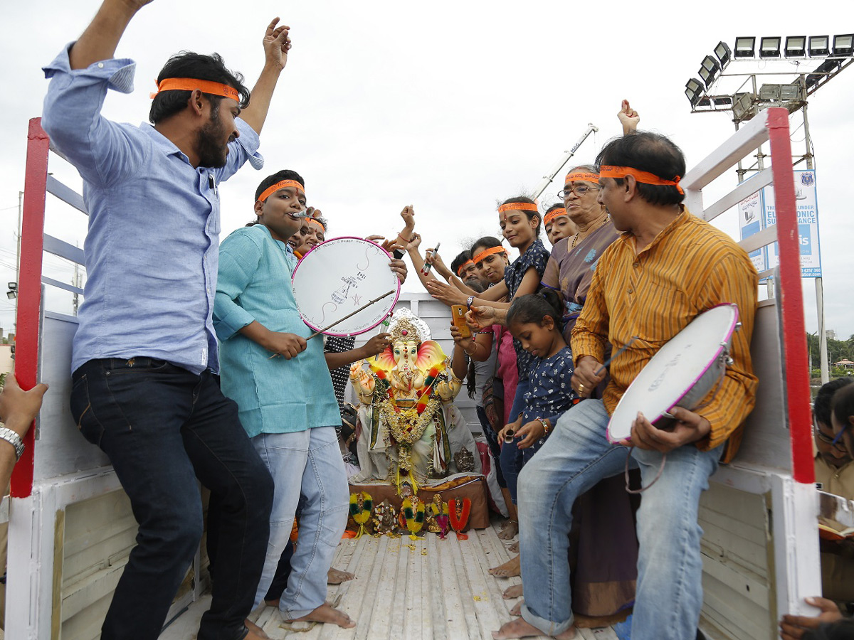 Hyderabad Ganesh Nimajjanam in Tank Bund Photo Gallery - Sakshi26