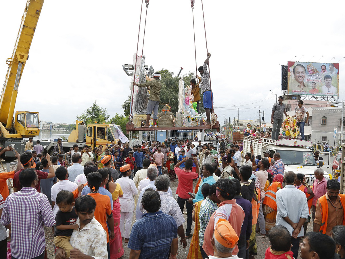 Hyderabad Ganesh Nimajjanam in Tank Bund Photo Gallery - Sakshi16