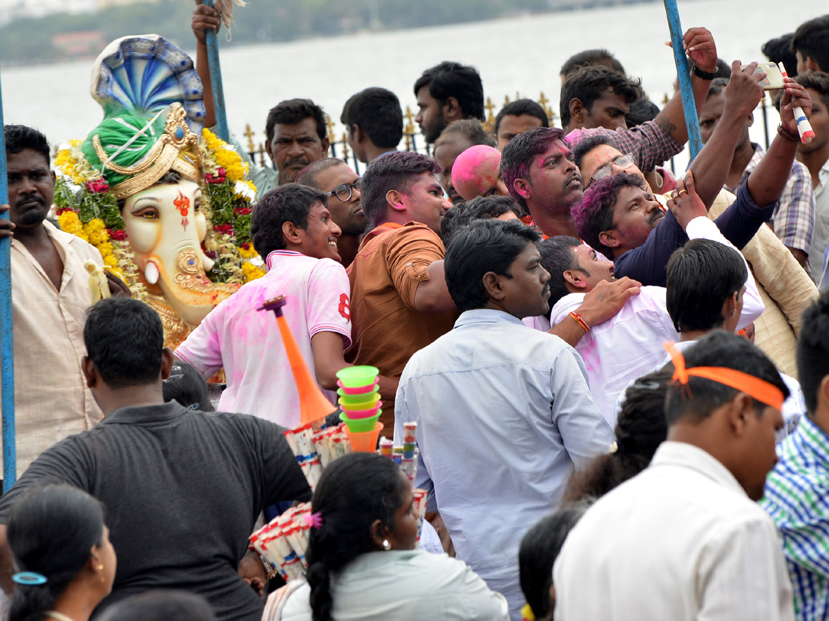 Hyderabad Ganesh Nimajjanam in Tank Bund Photo Gallery - Sakshi46