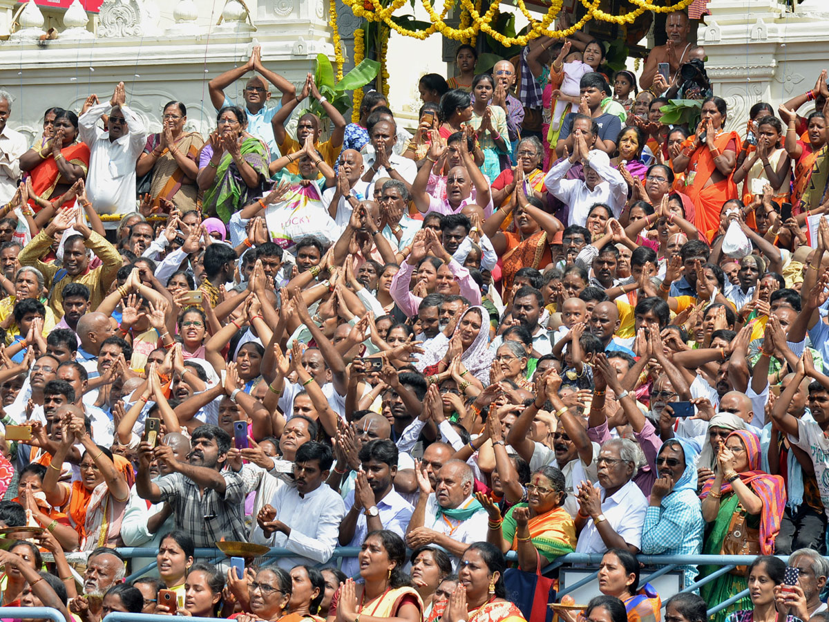 Bramotsavams Sri vari Chinnasesha Vahana at Tirumala Photo Gallery - Sakshi18