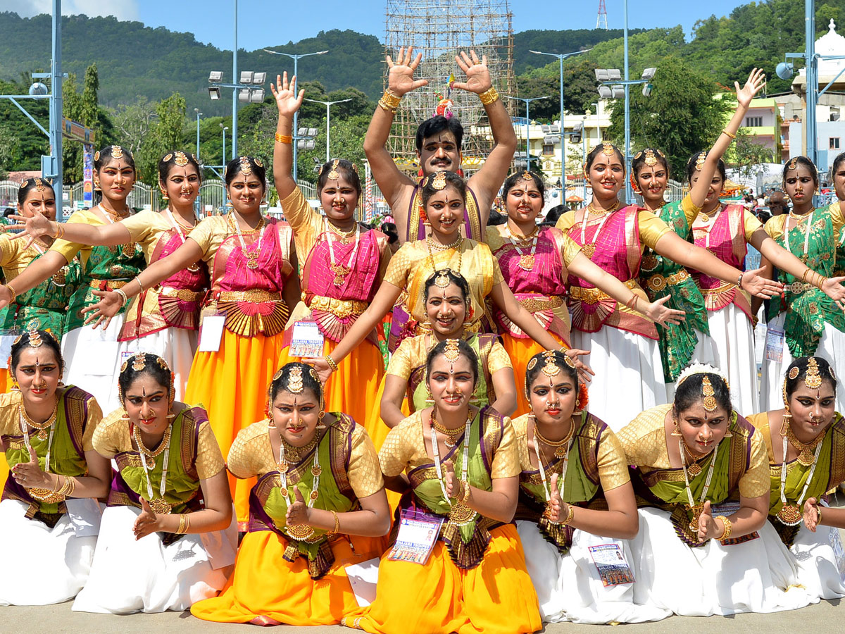 Bramotsavams Sri vari Chinnasesha Vahana at Tirumala Photo Gallery - Sakshi37