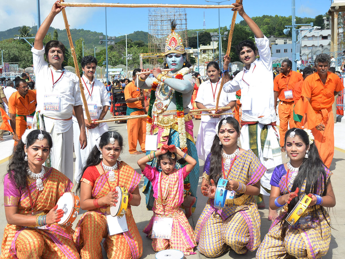 Bramotsavams Sri vari Chinnasesha Vahana at Tirumala Photo Gallery - Sakshi45