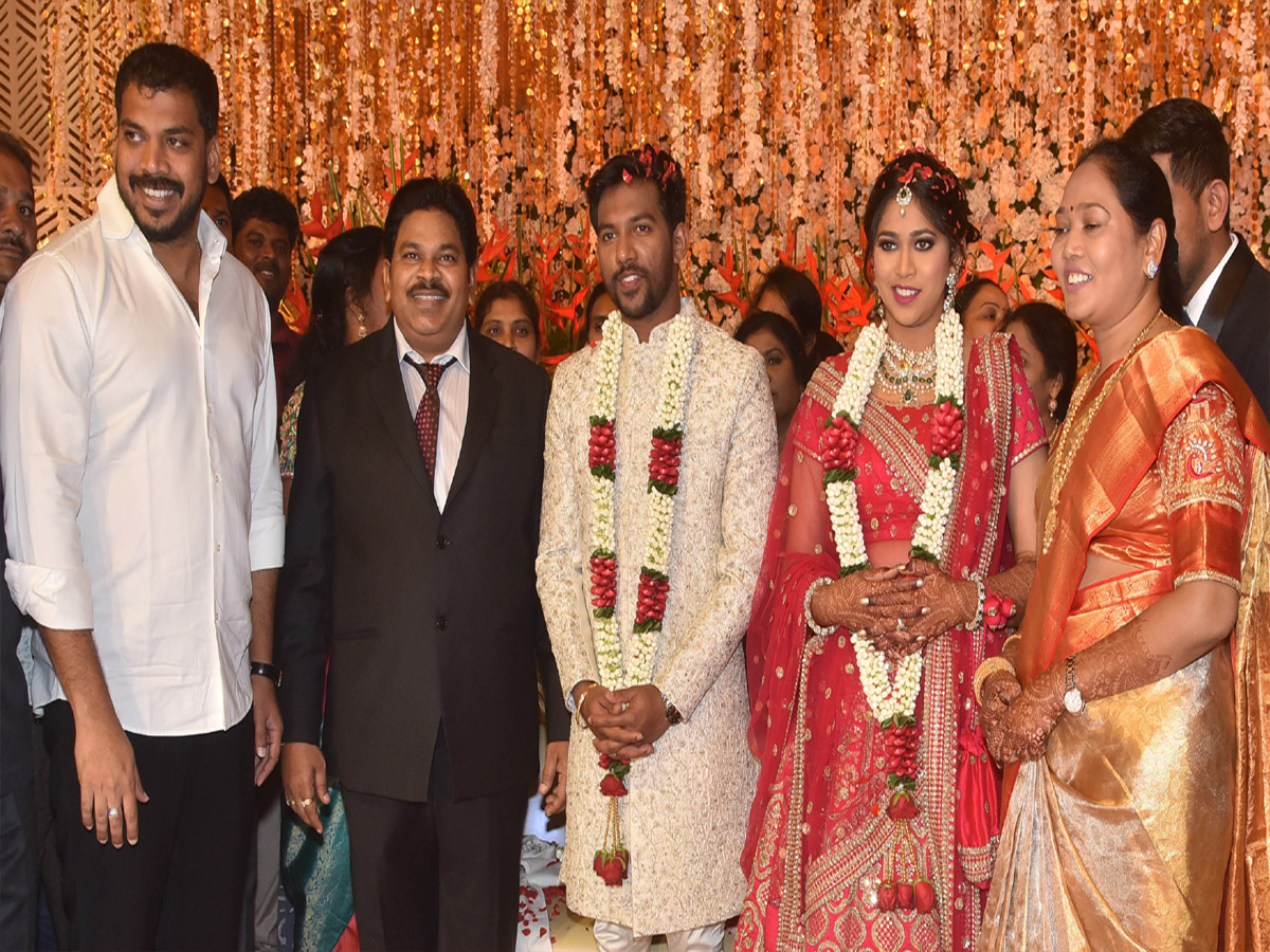 AP Home Minister Mekathoti Sucharitha Daughter Wedding Reception Photo Gallery - Sakshi22