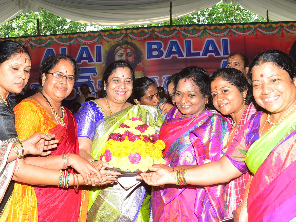 Bandaru Dattatreya Alai Balai in Jal Vihar Photo Gallery - Sakshi32