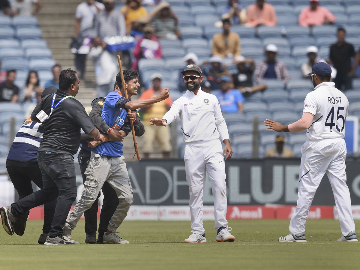 Fan Who Ran Towards The Meet Indian Batsman Rohit Sharma - Sakshi3