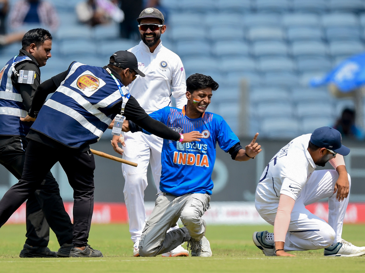 Fan Who Ran Towards The Meet Indian Batsman Rohit Sharma - Sakshi7