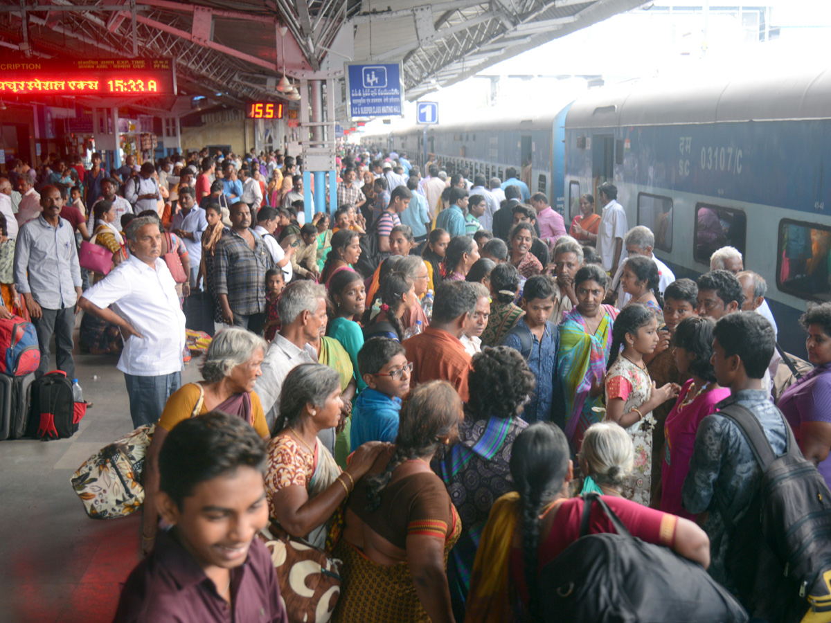 Best images of The Week in AP and Telangana october 13-10-2019 to october 20-10- 2019 - Sakshi22