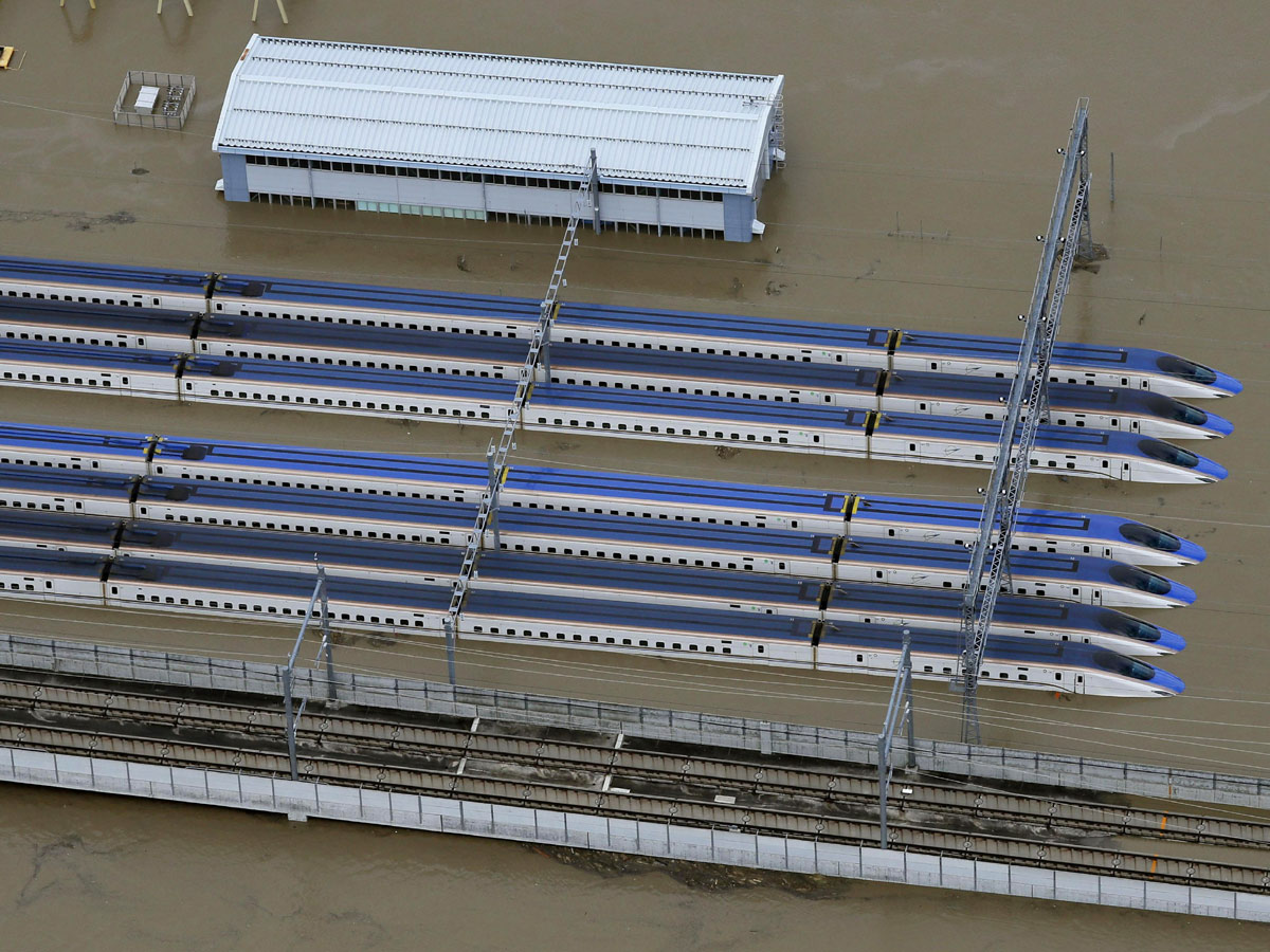 Japan Begins Clean Up After Typhoon Photo Gallery - Sakshi20