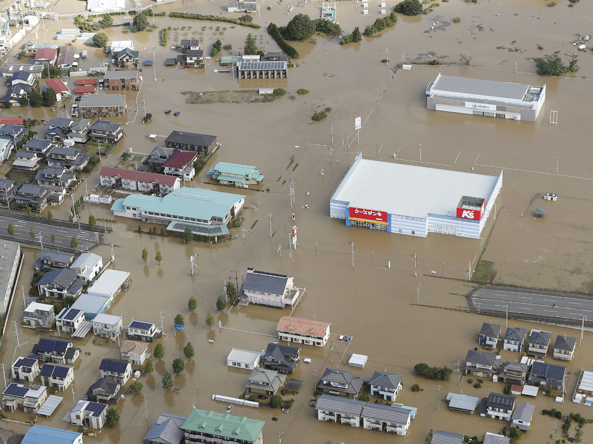 Japan Begins Clean Up After Typhoon Photo Gallery - Sakshi28