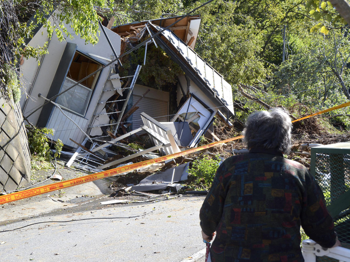 Japan Begins Clean Up After Typhoon Photo Gallery - Sakshi31