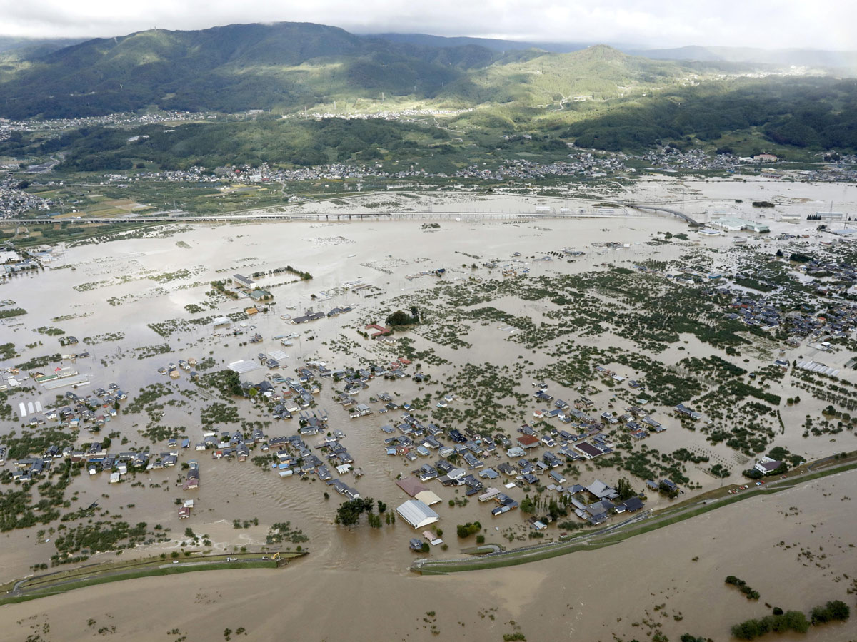 Japan Begins Clean Up After Typhoon Photo Gallery - Sakshi37