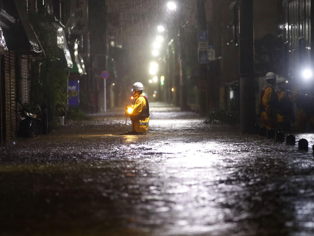 Japan Begins Clean Up After Typhoon Photo Gallery - Sakshi42