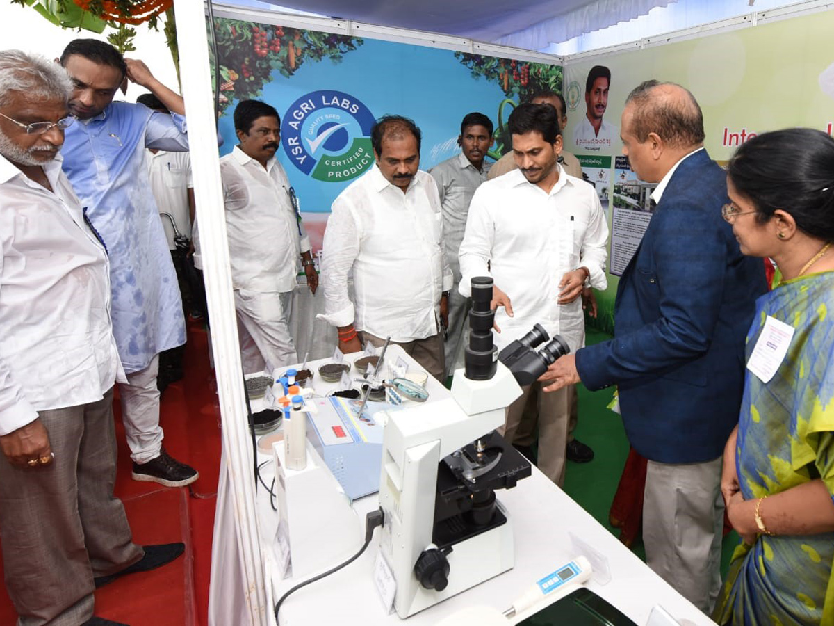 Cm Ys Jagan Launches Ysr Rythu Bharosa at Nellore Photo Gallery - Sakshi17