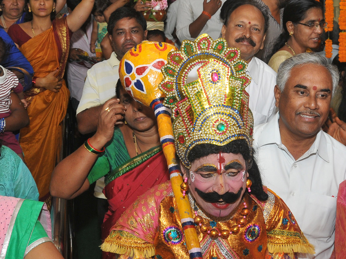 Paiditalli Ammavari Sirimanotsavam In Vizianagaram Photo Gallery - Sakshi25