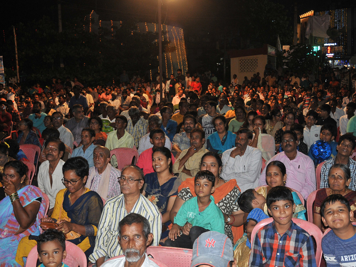 Paiditalli Ammavari Sirimanotsavam In Vizianagaram Photo Gallery - Sakshi5