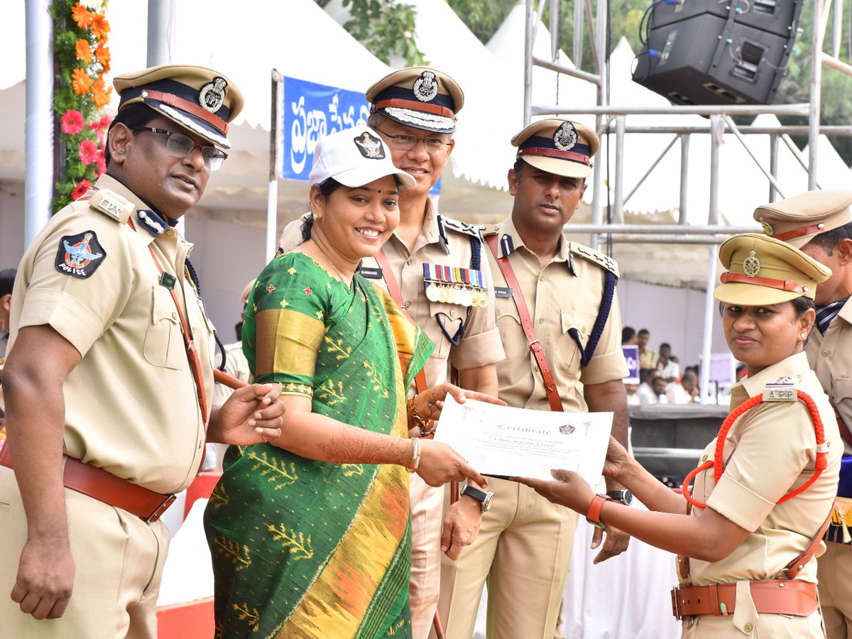 DSP Passing Out Parade of 2018 Batch Held at Magalagari Photo Gallery - Sakshi28