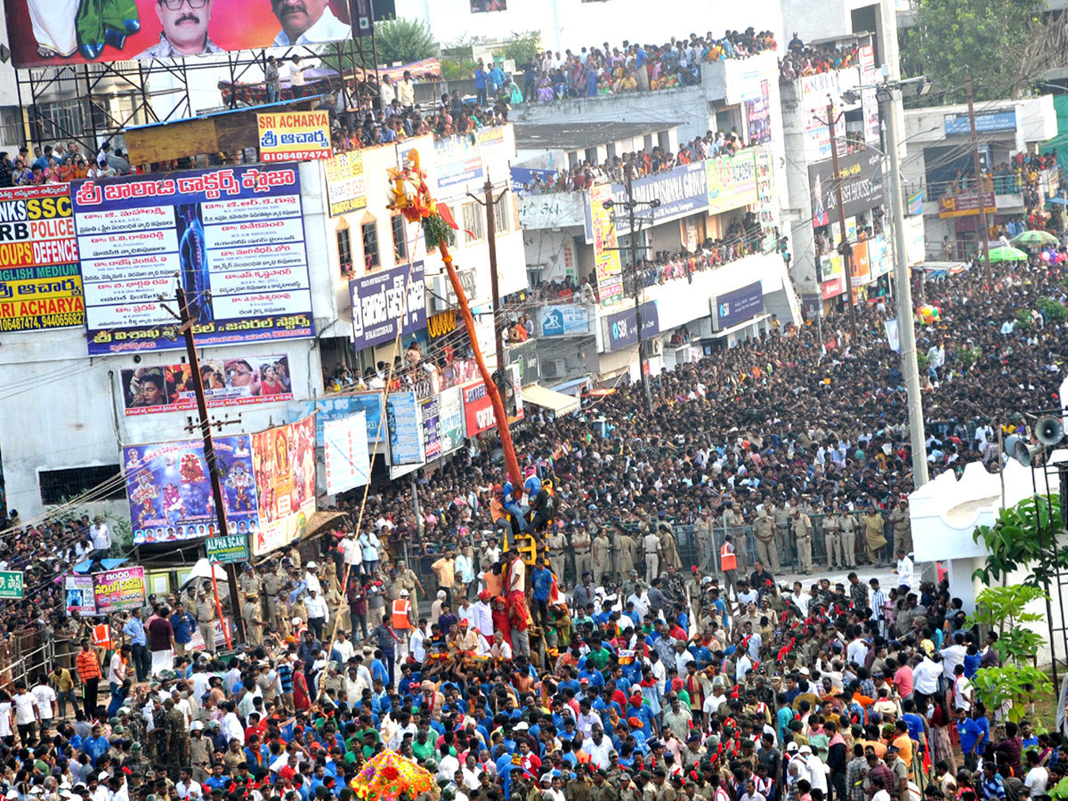 Paiditalli Ammavari Sirimanotsavam In Vizianagaram Photo Gallery - Sakshi10