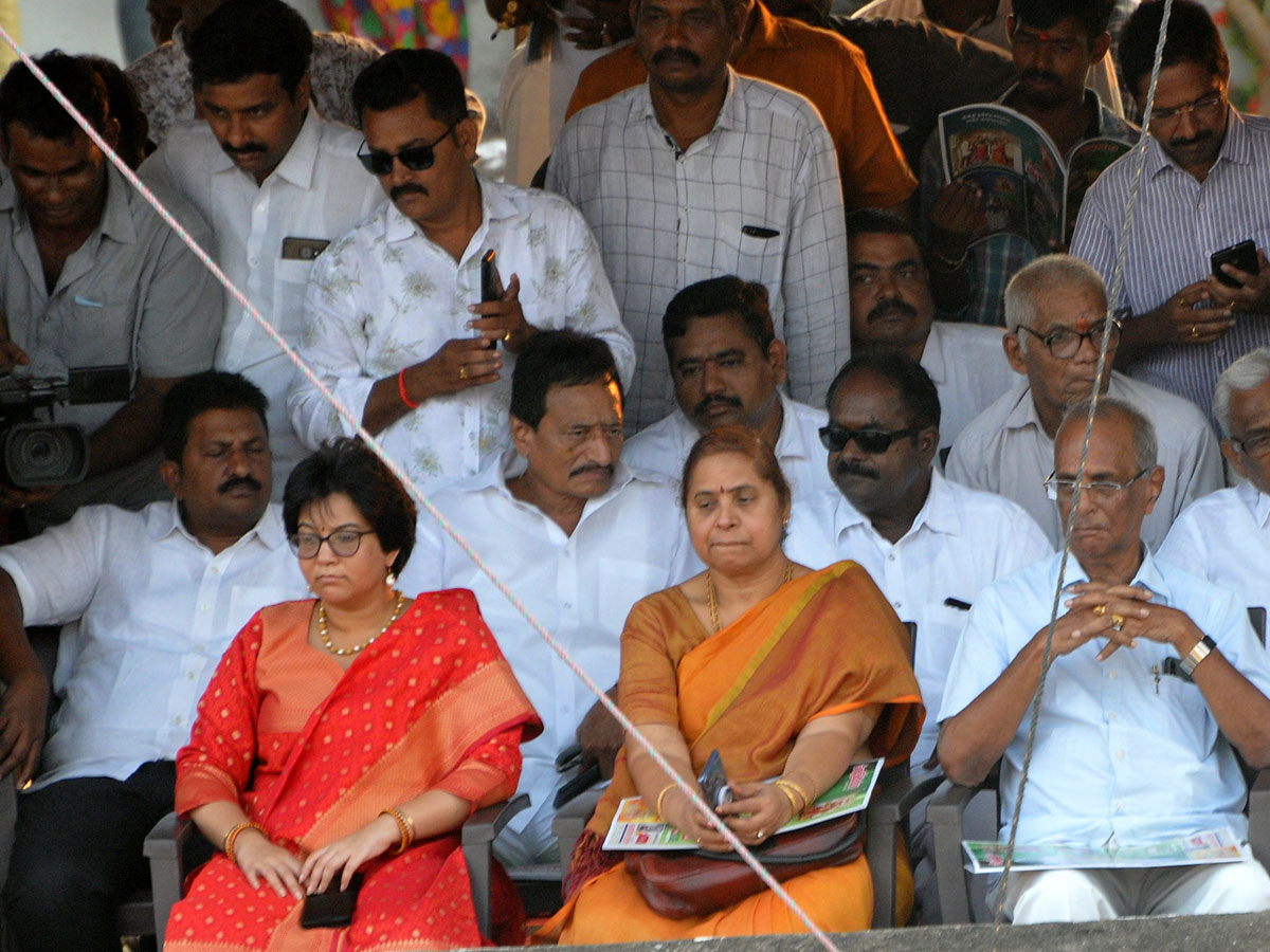 Paiditalli Ammavari Sirimanotsavam In Vizianagaram Photo Gallery - Sakshi27